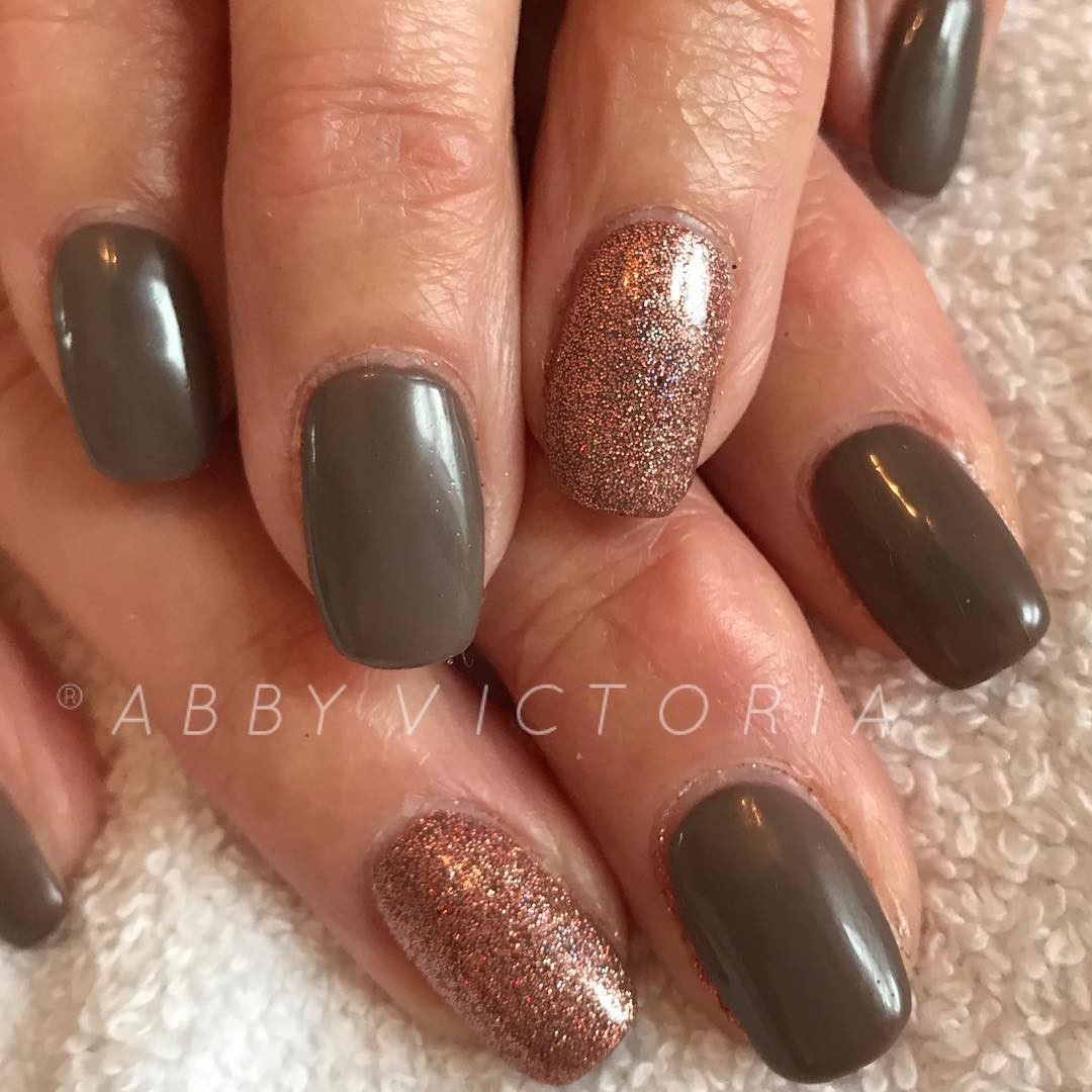 AbbyVictoria on Instagram_Shellac Rubble