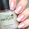 לק עמיד בצבע לבן מנצנץ Vinylux Ice Bar