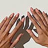 Shellac Self Lover לק ג'ל היפואלרגני בצבע ניוד אפרסקי אטום