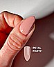 Shellac Petal Party לק ג'ל היפואלרגני בצבע סגול לילך פרחוני אטום