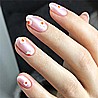 Shellac Strawberry Smoothie-לק ג'ל היפואלרגני המתאים לרוב האלרגיות לאקריל בצבע ורוד בהיר עם ברק פנינה - חצי אטום