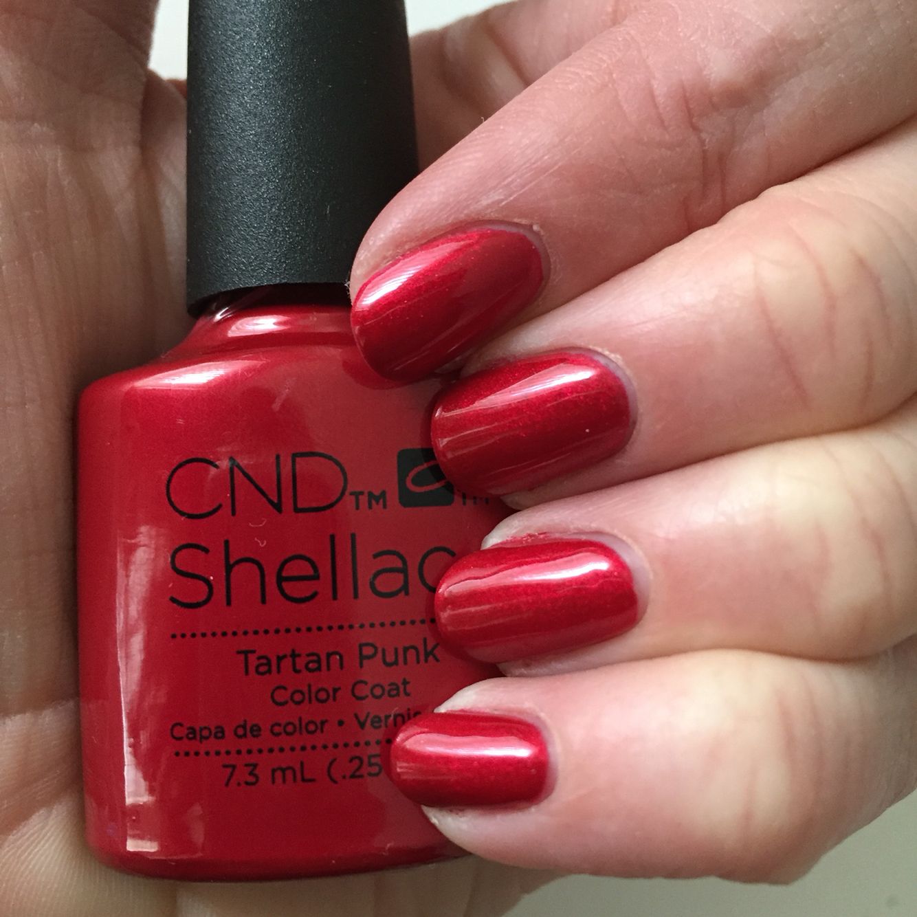 Shellac Tartan Punk לק ג'ל היפואלרגני בצבע אדום מטאלי אטום | קריאה ...