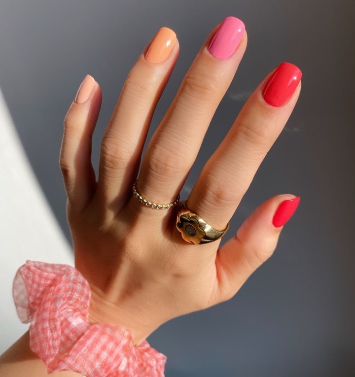 Shellac Shells In The Sand לק ג'ל היפואלרגני בצבע כתום פסטלי אטום